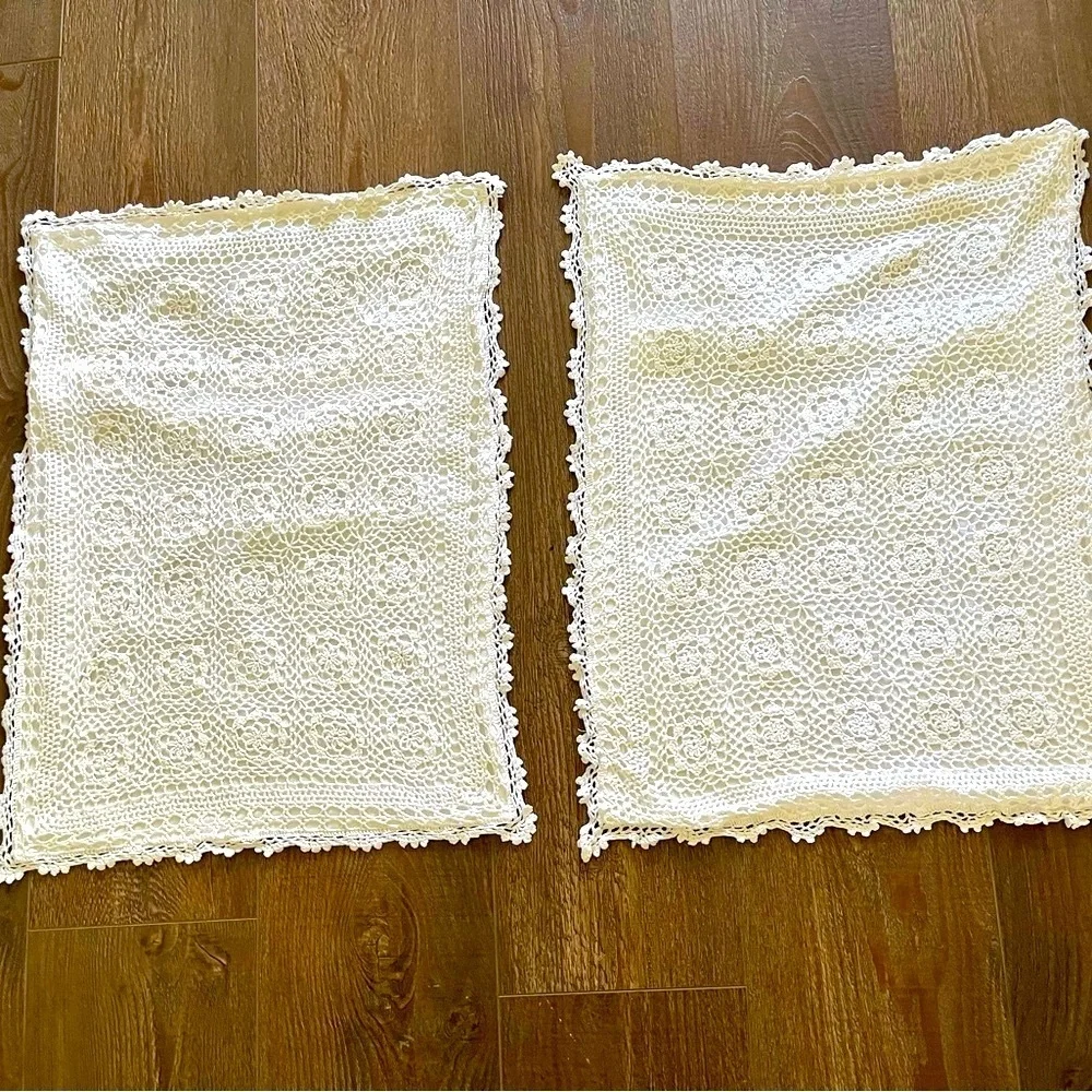 White Crochet Throw Pillows 21/26 inches